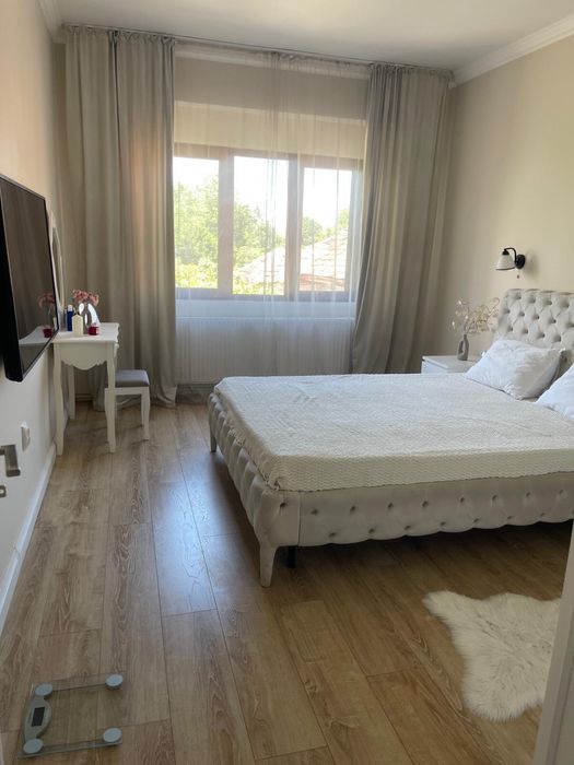 Apartament 3 camere satu mare la cheie