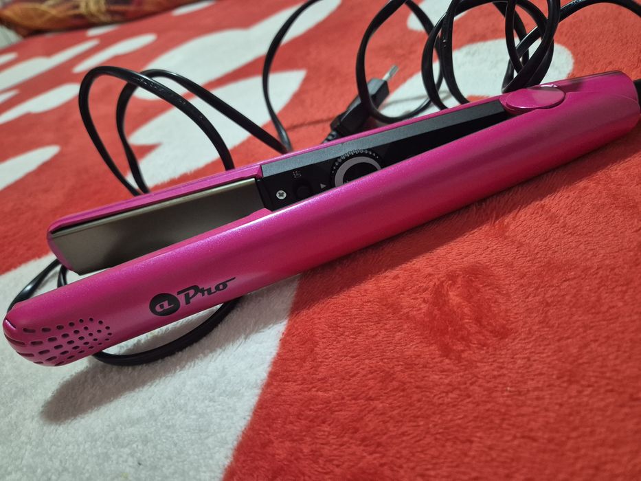 Placa de indreptat parul