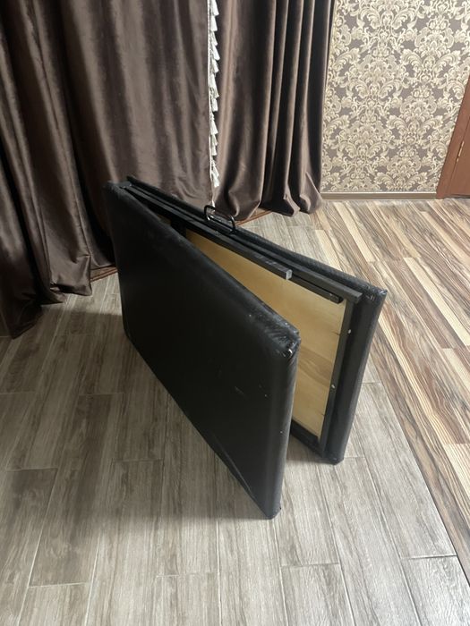 продается кушетка