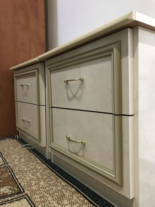 тумба прикроватная