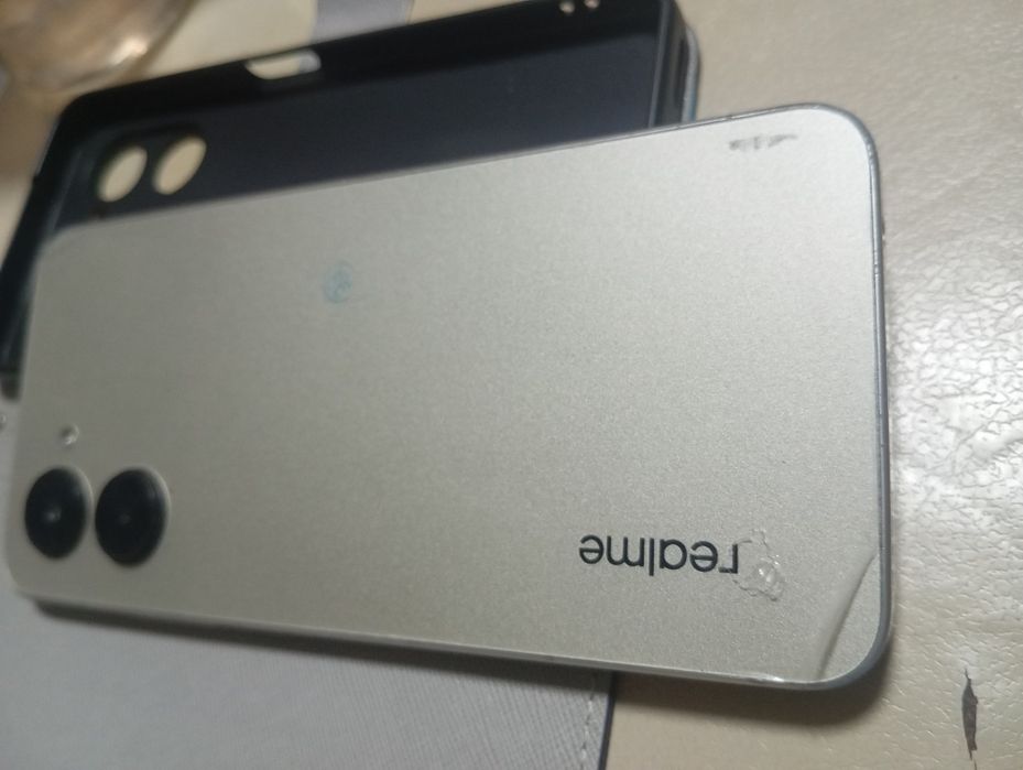 Продам телефон Realme c33.   (64gb