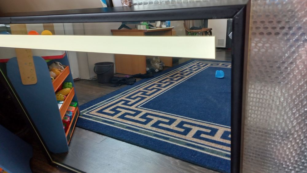 Огледало с LED осветление