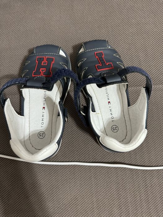 Sandale Tommy Hilfiger marimea 25