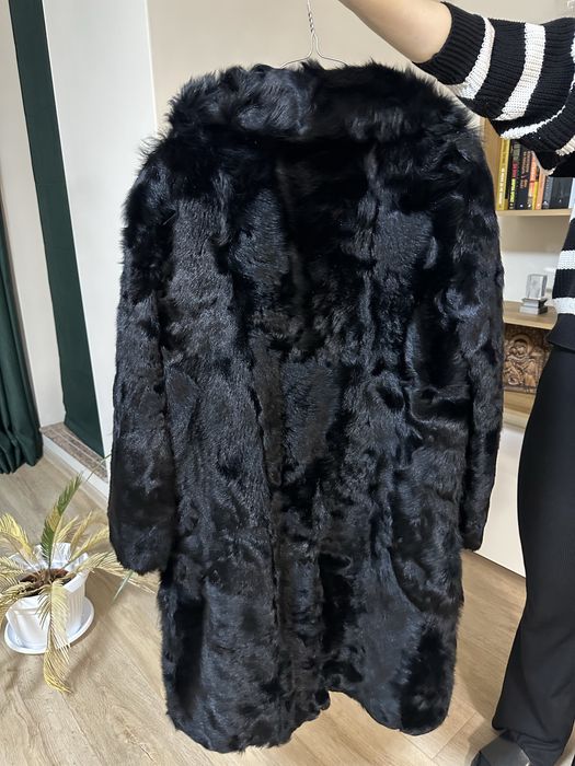Черно палто лисица