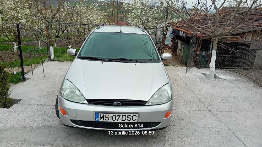 Ford focus 1.6 benzina