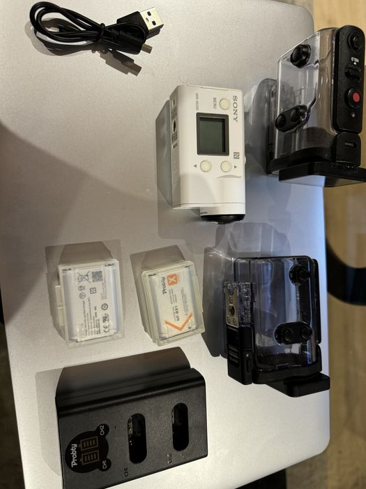 Экшен камера Sony HDR-AS300