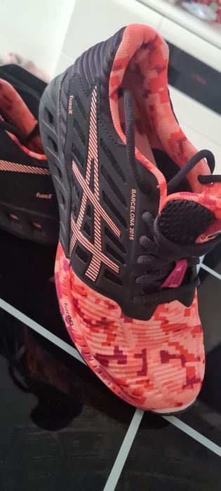Adidași  Asics FuzeX T66TQ