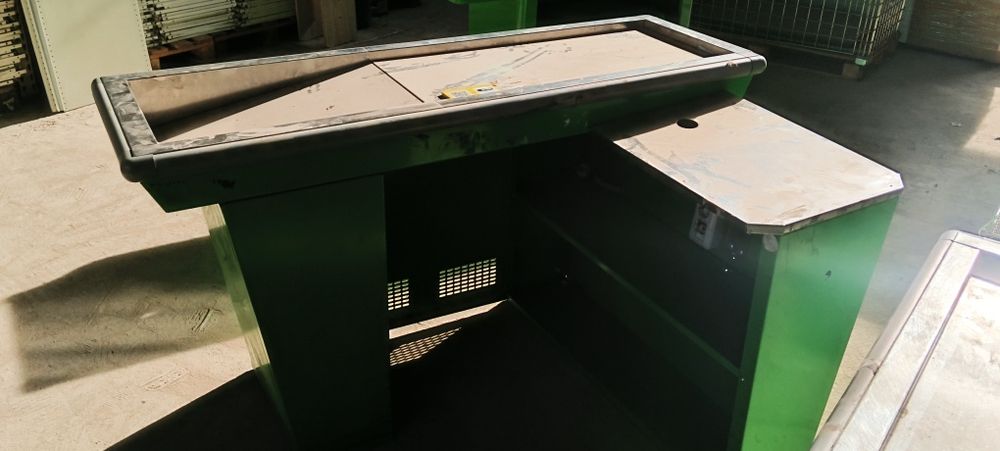 Кассовый бокс, кассовый стол