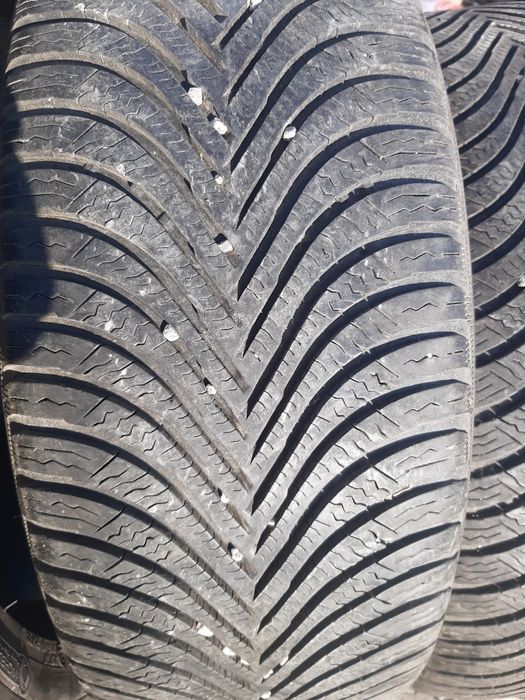 Продам шины. 215/50/17 мишилин