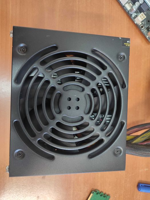 Sursă VS550 Corsair