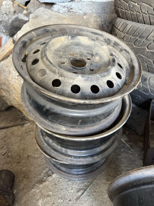 Продам штампы на камри