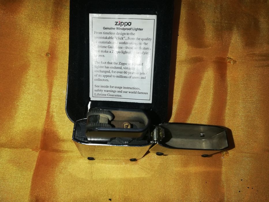 Vand bricheta ZIPPO.