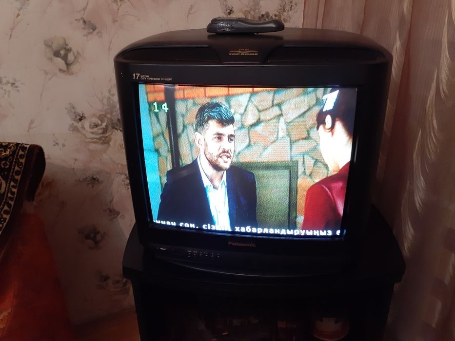 Телевизор Панасоник