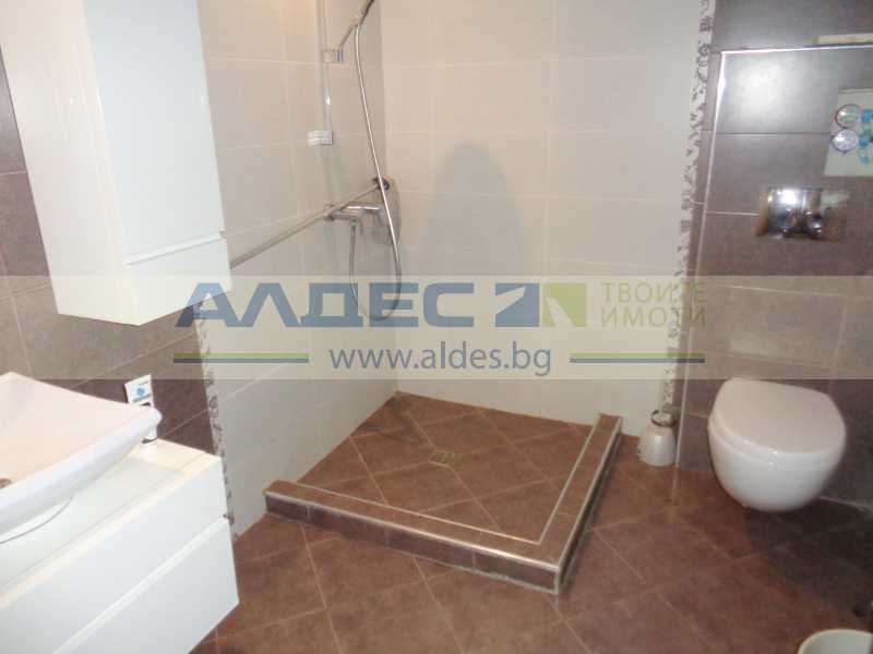 Дава се под наем Тристаен апартамент в София, Студентски град - 137 кв.м за 1000 € - Снимка #10