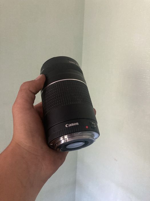 Продам фотоапорат Canon eos1100D