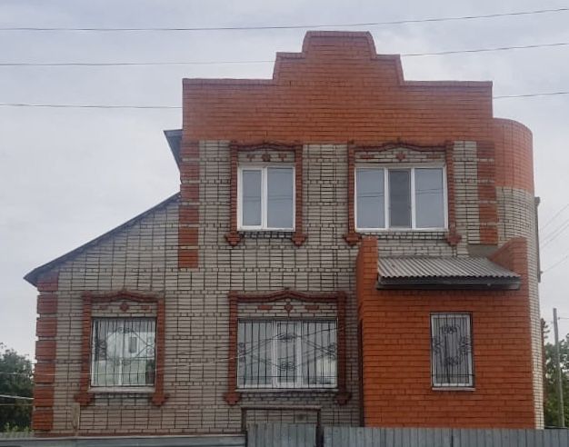 Продам дом в 6 микрорайоне