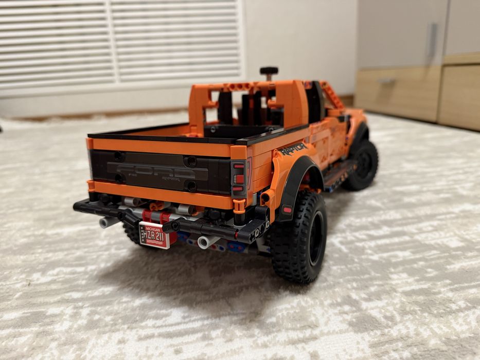 Продам лего Technic