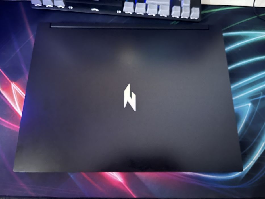 Acer nitro v16 rtx 4050 6gb