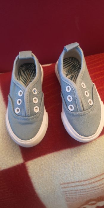 Teniși rezerved, nr. 20/21