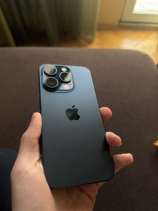 iPhone 15 Pro, 128 GB, blue titanium