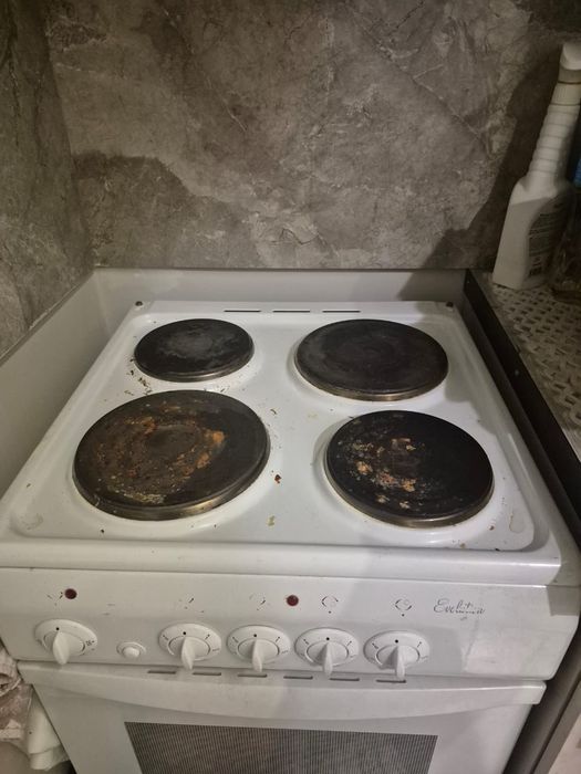 Плита электрическая,Б/у. 30000тг