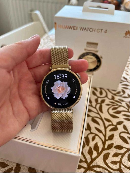 Ceas Huawei GT 4