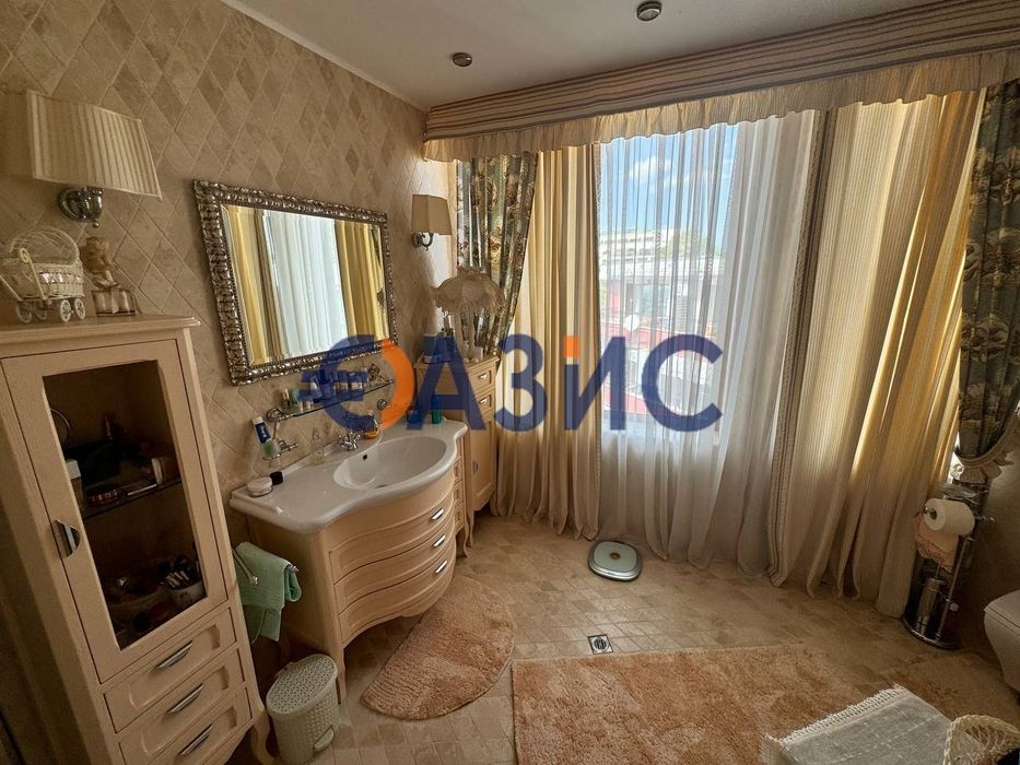 Апартамент с 2 спални "Рич 1", Несебър, България, 182.6 кв.м., 8ет. #33465514