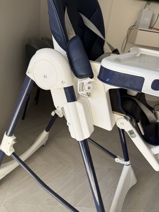 Детский стульчик для кормления