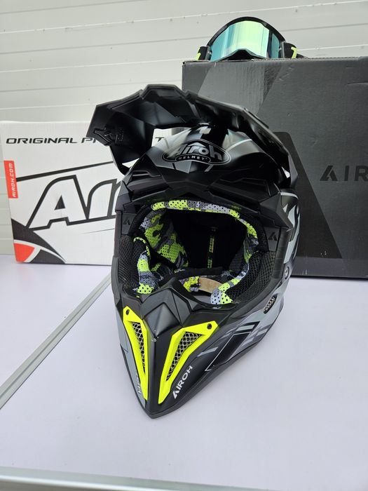 Airoh aviator 3 размер XL