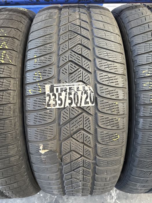 255/45/20 - 235/50/20 Pirelli M+S