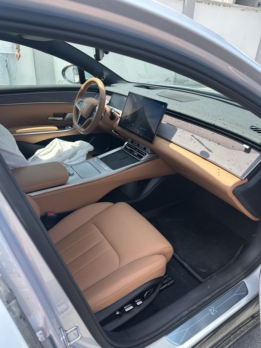 BYD Han 2025 — 3