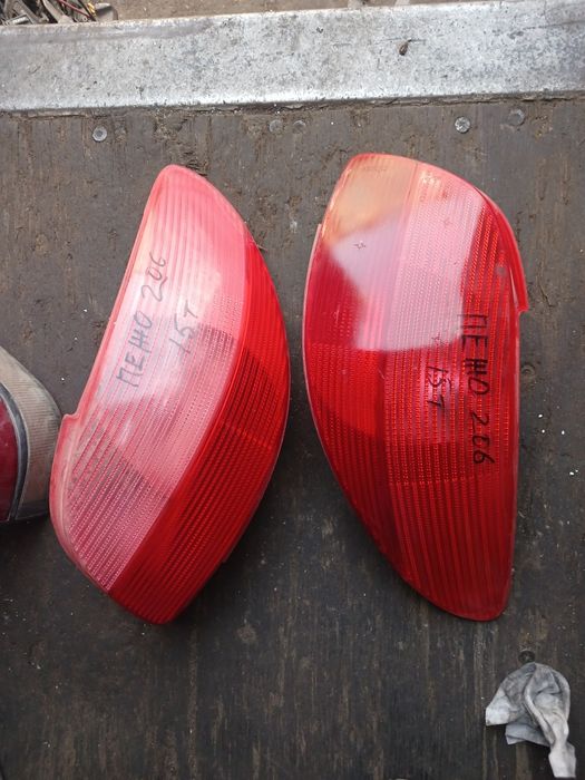 Фонарь Пежо 206 в оригинале