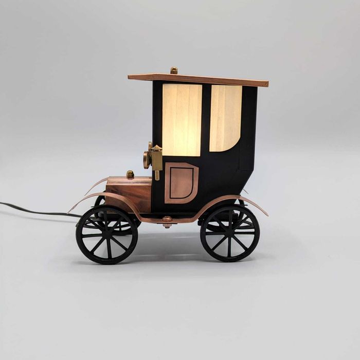 Lampă veche de masă Old Timer Ferrari, design Enea Ferrari