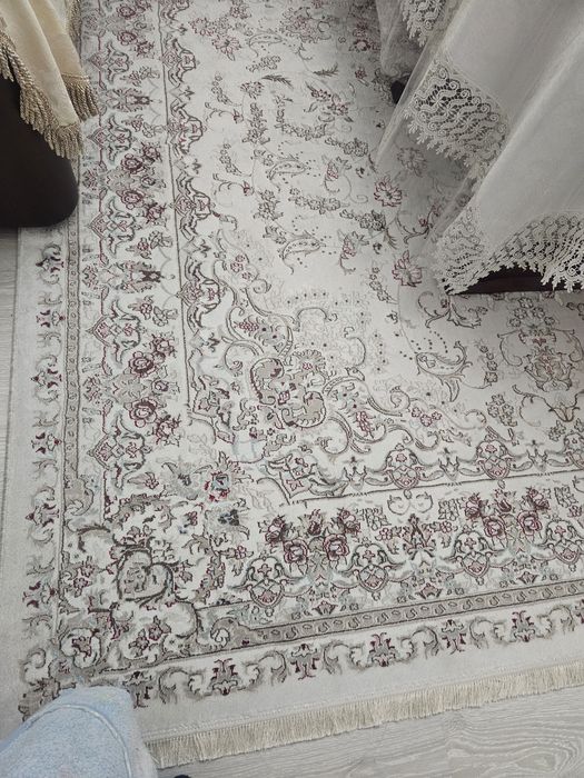 Ковры 2,5×4; 2×3; дорожки