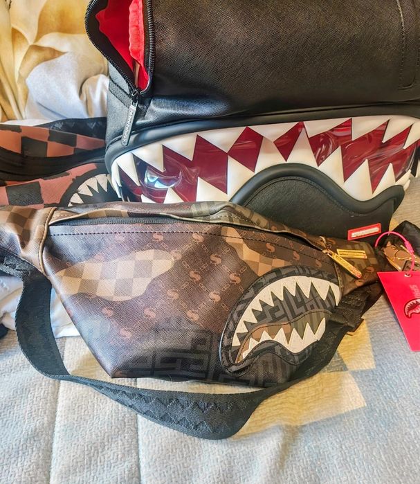 Borseta Sprayground noua, deosebita