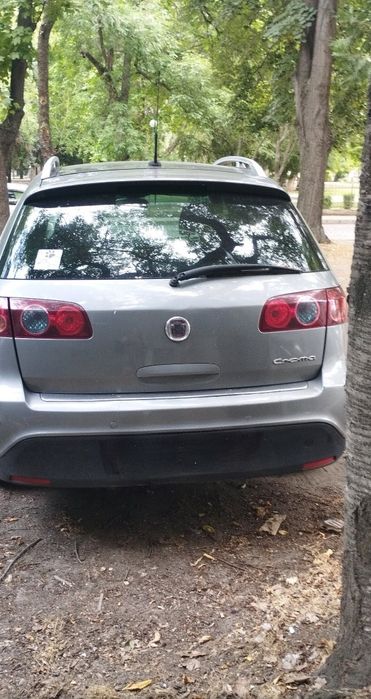 Fiat Croma 2008  ,дизел ,автоматик , повредена хидравлична помпа