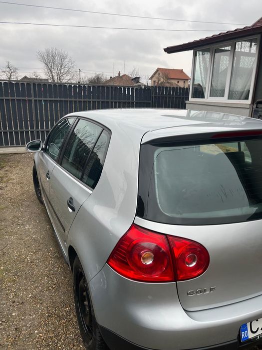 Golf 5 fsi 2004 de vânzare