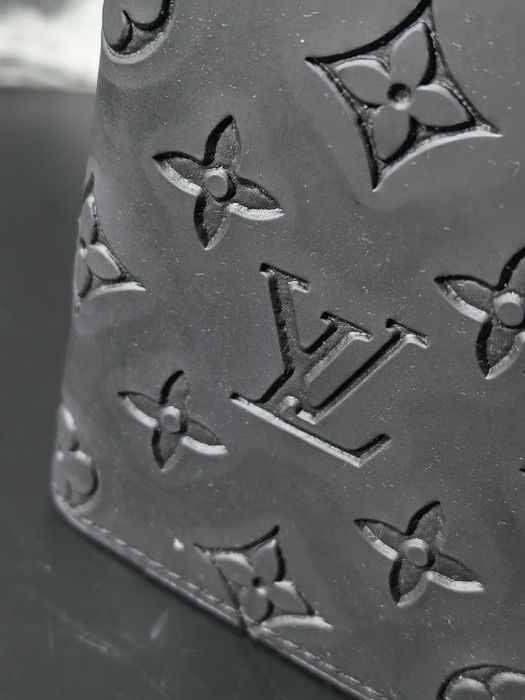 Luis Viton портфейл