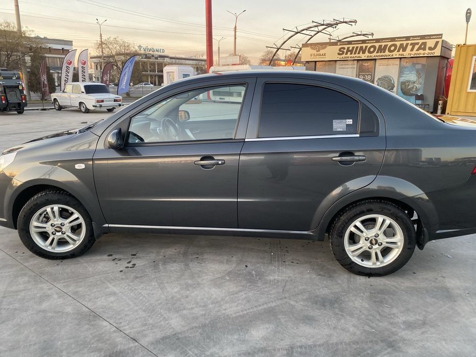 Сотилади нексия3