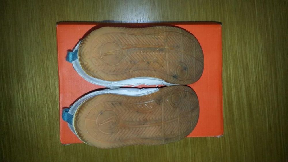 Детски маратонки за момиченце Nike - размер 26 (UK 8.5)