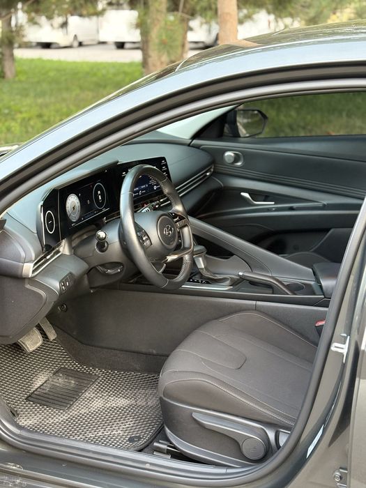 Elantra 2022 1.6