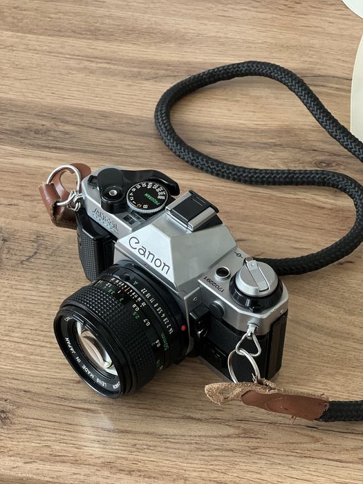 Продам пленочную камеру Canon ae1 program