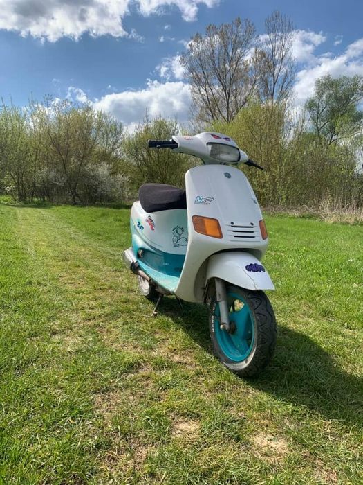 Vând scuter Piaggio Zip 80cc 2t
