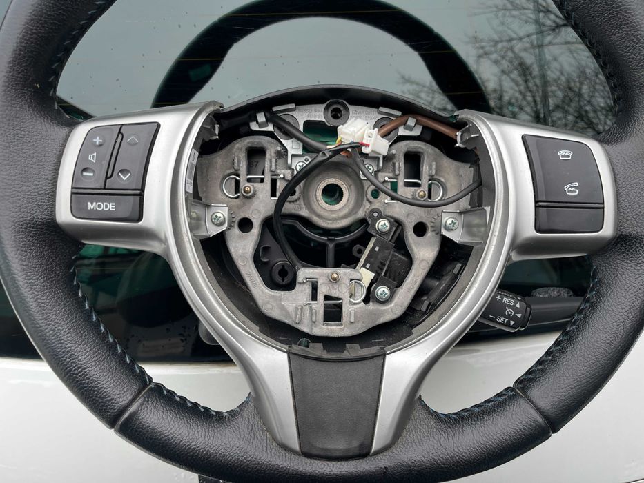 Мултифункционален волан с автопилот за Toyota Yaris/ Тойота Ярис