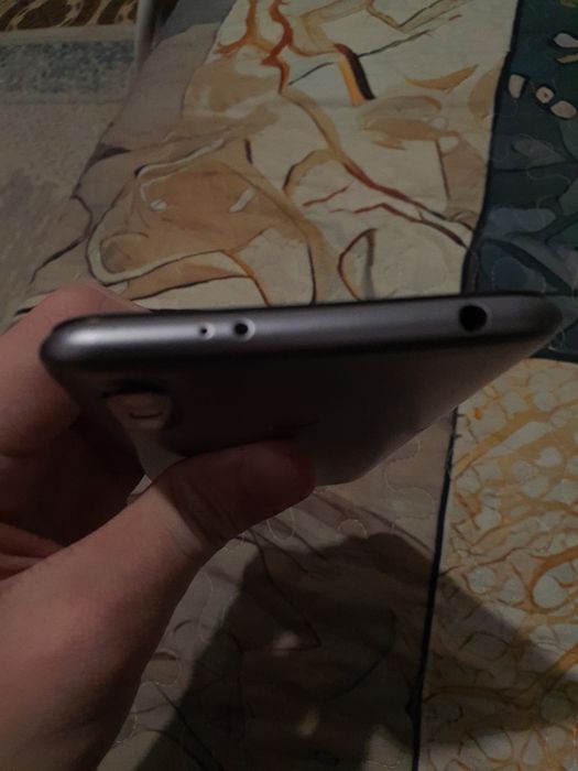 Продам xiaomi redmi s2