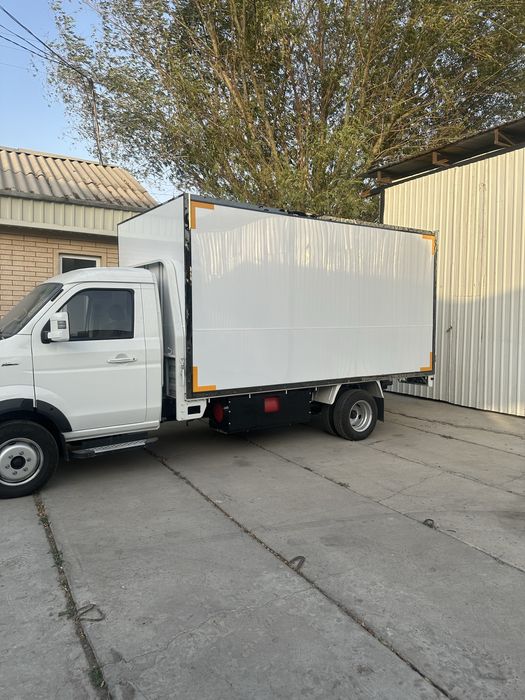 labo va boshqa turdagi aftomabilarga bort easash hizmati