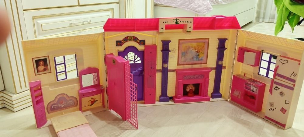 Детский замок и домик