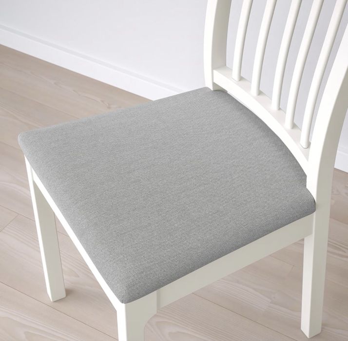 masa IKEA Vedbo 160x95 si 4 scaune Ekedalen