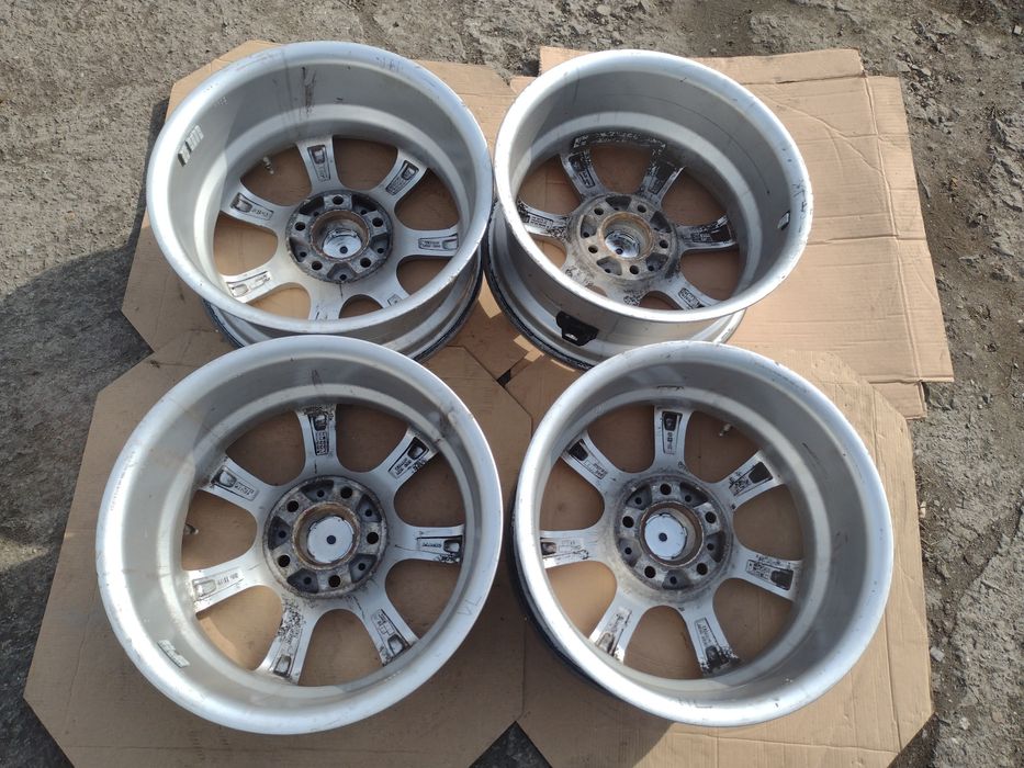 Перфектни CV3 15-5x112 ET45 6.5j Шкода Октавия 3