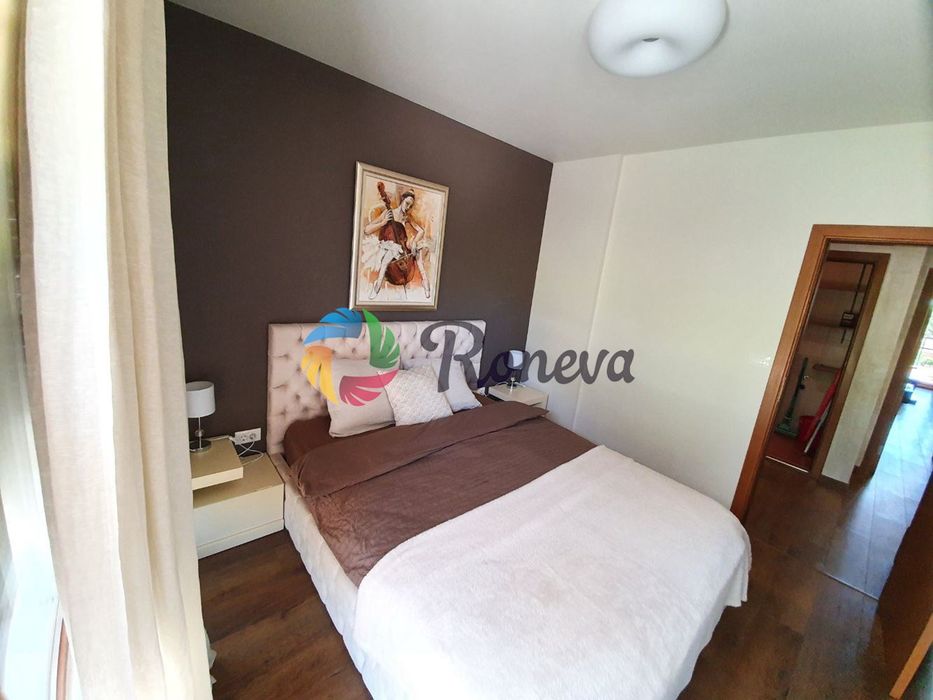 Луксозен тристаен апартамент в близост до морския бряг м-т Евксиноград